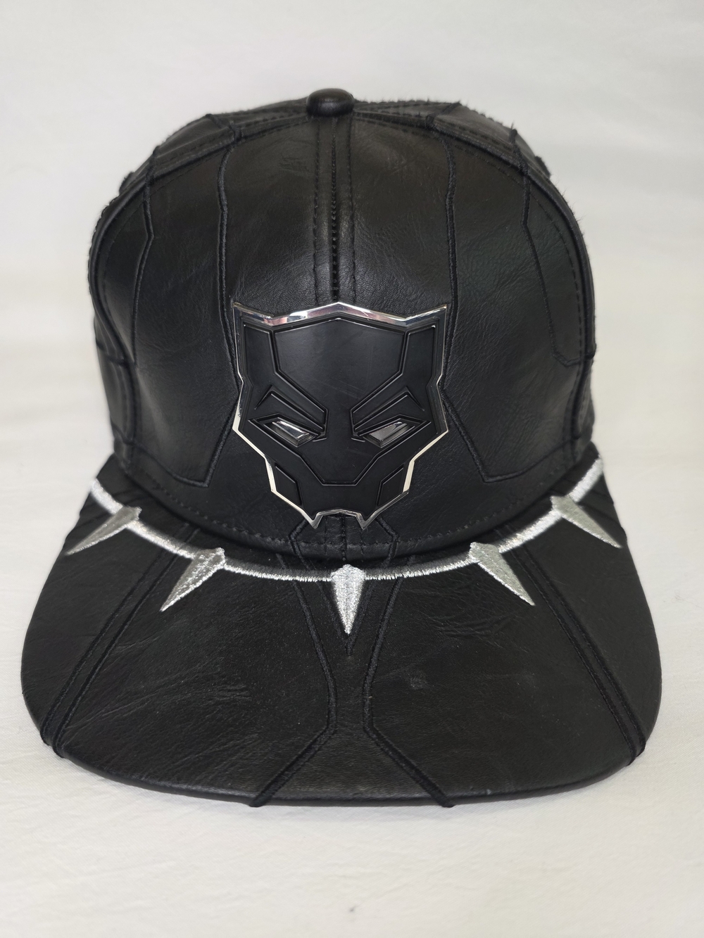 Marvel Black Panther Faux Leather Snapback Hat – Bioworld – One Size Fits Most